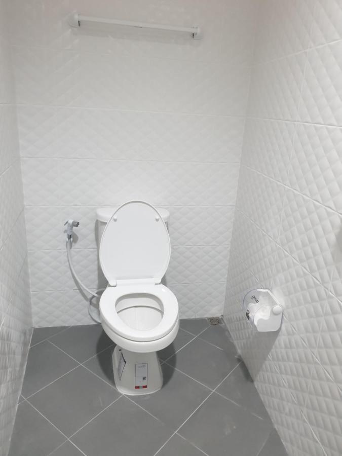 Tp Home Bangkok Esterno foto